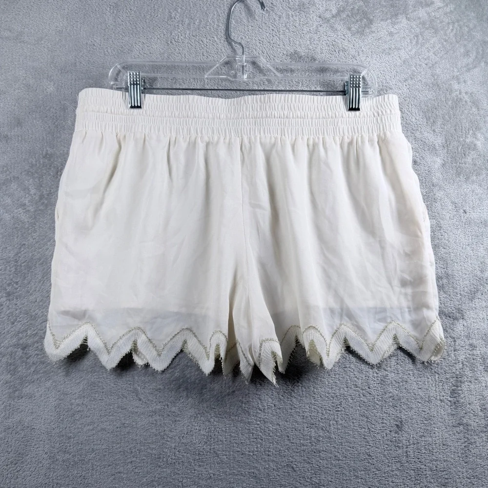 Bebe Scalloped Shorts Ivory Drawstring Resort Boho Chic Lounge Summer Size Large - Picture 3 of 11
